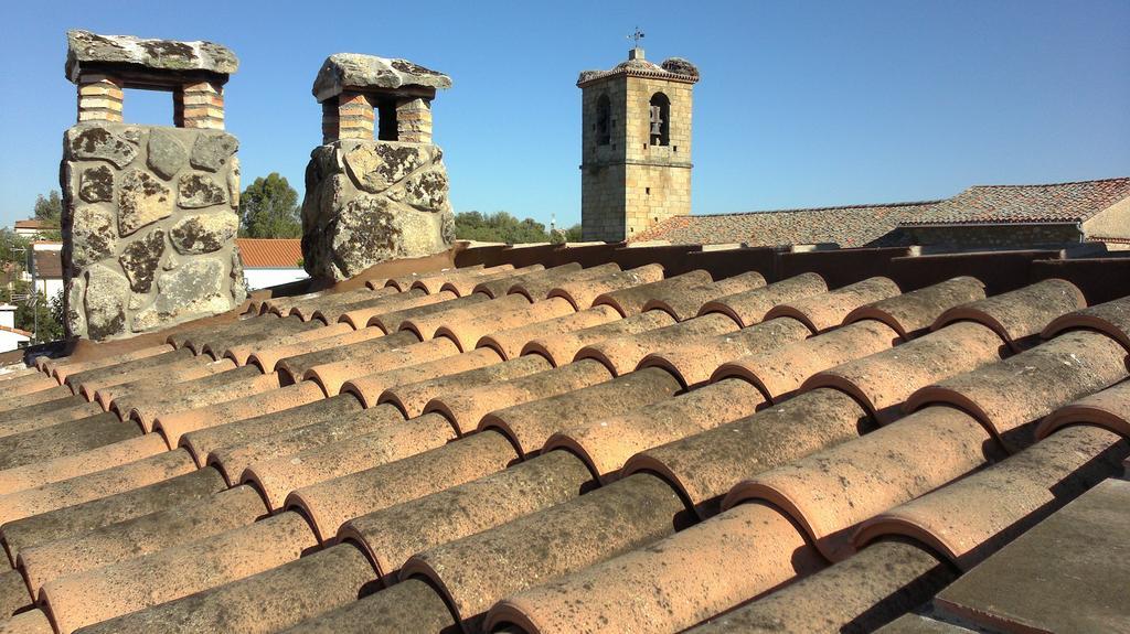 Via Caparra Superior Vendégház Oliva de Plasencia Kültér fotó